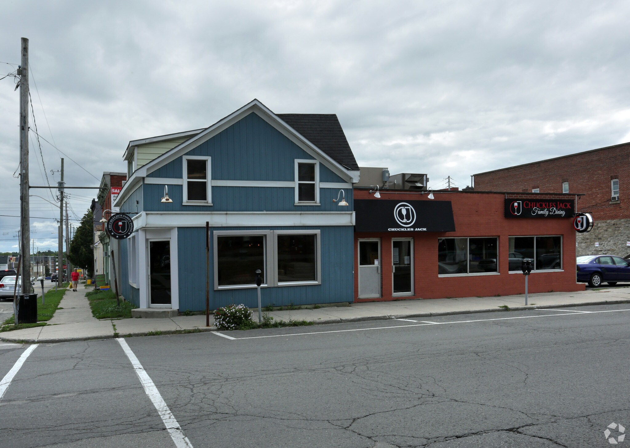 23 Russell St E, Smiths Falls, ON for sale Primary Photo- Image 1 of 1
