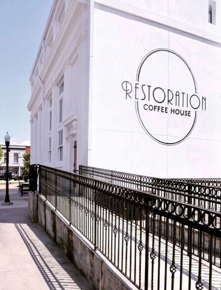 110 E Bridge St, Wetumpka, AL à vendre - Photo du bâtiment - Image 2 de 18