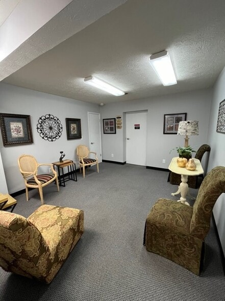 111 Petrol Pt, Peachtree City, GA for lease - Interior Photo - Image 3 of 5