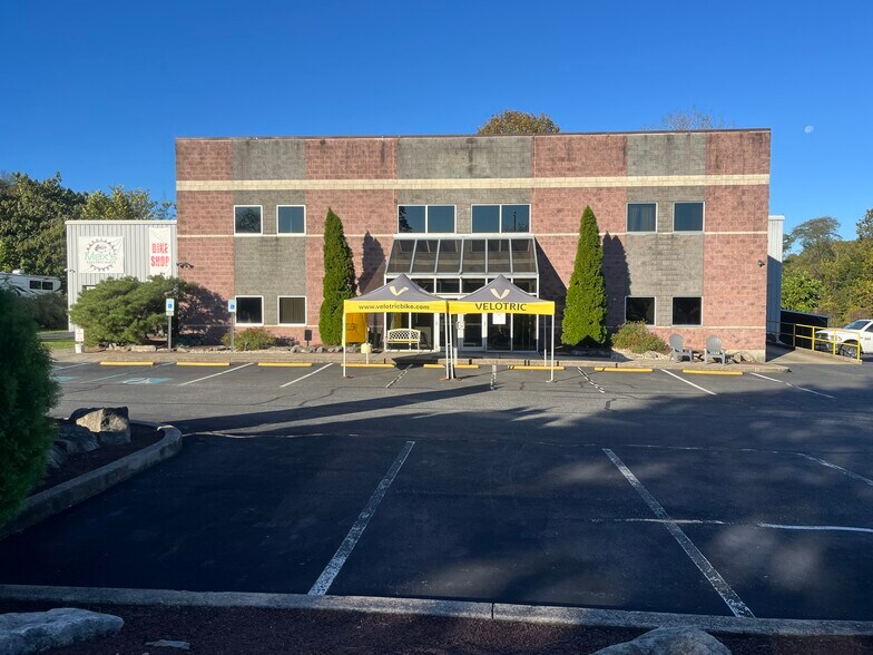 805 W Canal St, Easton, PA à louer - Photo du bâtiment - Image 3 de 13