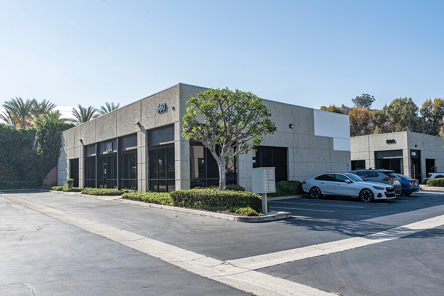 550-590 E Arrow Hwy, San Dimas, CA for lease - Building Photo - Image 2 of 36