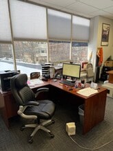 24 Crescent St, Waltham, MA à louer Photo intérieure- Image 2 de 10