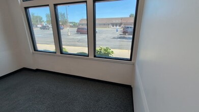 2200 N Limestone St, Springfield, OH for lease - Commercial Listing Video 