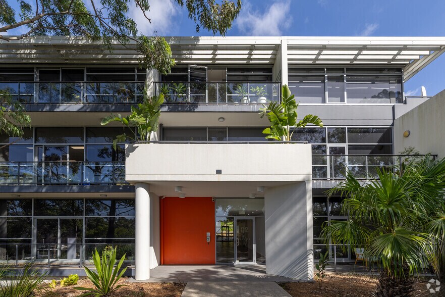 4 Daydream St, Warriewood for sale - Building Photo - Image 3 of 4