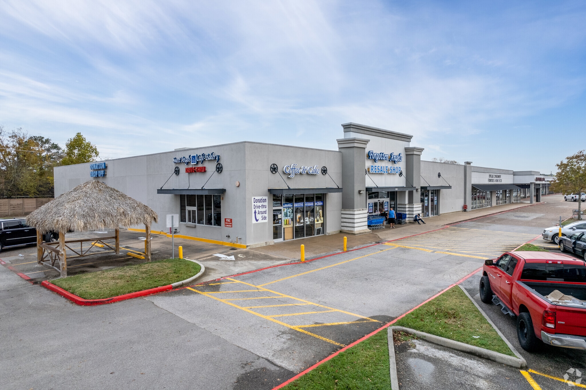3216-3254 E Broadway St, Pearland, TX for lease Building Photo- Image 1 of 11