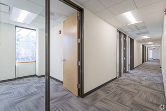 3125 Poplarwood Ct, Raleigh, NC à louer Photo intérieure- Image 1 de 11