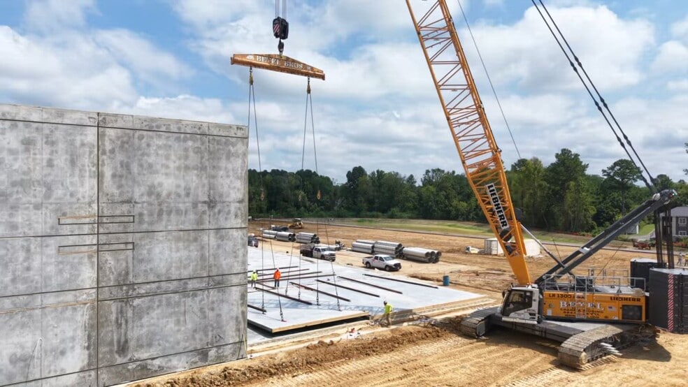 210 Brickyard Rd, Dalton, GA for lease - Commercial Listing Video - Image 2 of 7