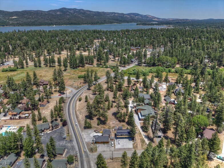 0 Big Bear (No Address) blvd, Big Bear Lake, CA à vendre - Photo du bâtiment - Image 3 de 17