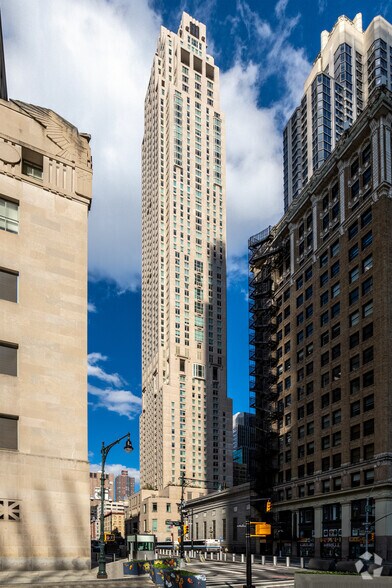 27 Barclay St, New York, NY à louer - Photo du bâtiment - Image 2 de 7