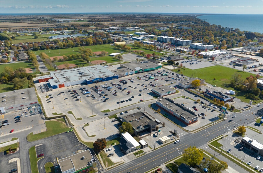 288 Erie St S, Leamington, ON for lease - Building Photo - Image 1 of 2