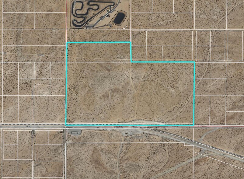 Quarry, Apple Valley, CA à vendre - Photo du bâtiment - Image 1 de 2
