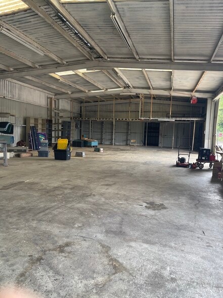 3420 Sherwood Ave, Lancaster, TX for lease - Building Photo - Image 3 of 4