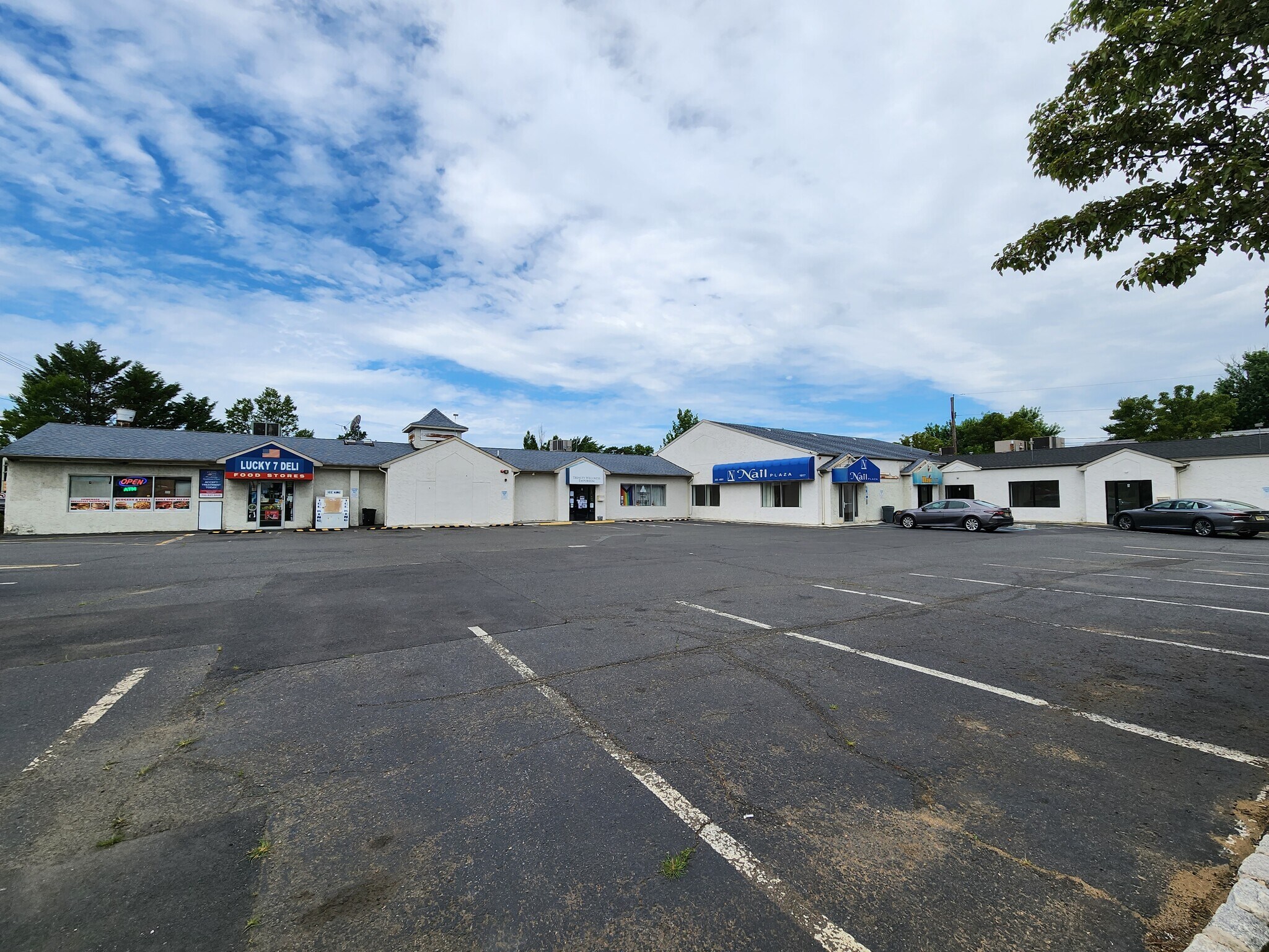 1017 US Highway 36, Union Beach, NJ for lease Interior Photo- Image 1 of 11