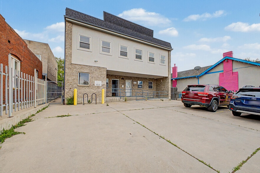 2380 S Broadway, Denver, CO for sale - Building Photo - Image 1 of 33
