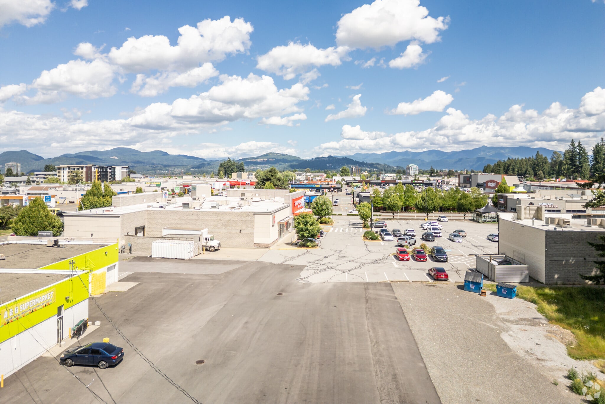 32346 S Fraser Way, Abbotsford, BC for lease Primary Photo- Image 1 of 2