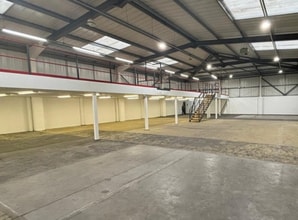 Hanbury Rd, Stoke Prior for sale Interior Photo- Image 1 of 3