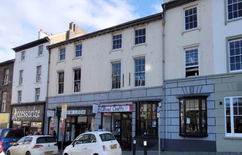 40-48 Great Darkgate St, Aberystwyth à louer - Photo du bâtiment - Image 1 de 1