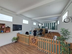 2 The Broadway, Surbiton for lease Interior Photo- Image 1 of 1