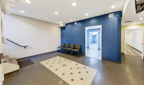 150 Ocean Pkwy, Brooklyn, NY à louer Photo intérieure- Image 1 de 4