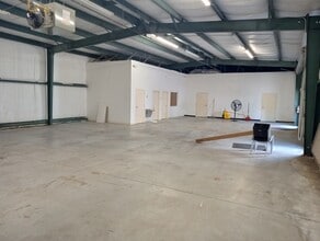 7604A Waters Ave, Savannah, GA à louer Photo intérieure- Image 2 de 7