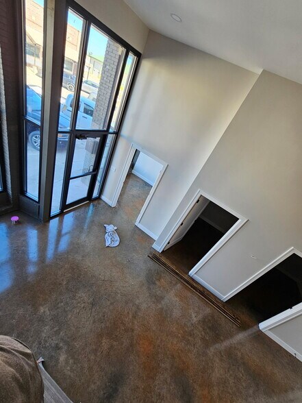 215 Main St, Garden City, MO à vendre - Photo intérieure - Image 3 de 5