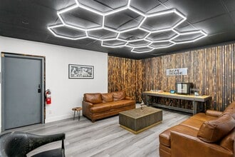 2550 Washington Blvd, Ogden, UT à louer Photo intérieure- Image 2 de 32