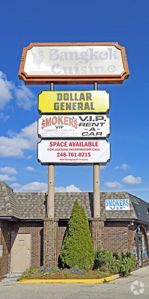 25209 Gratiot Ave, Roseville, MI for sale - Building Photo - Image 3 of 6