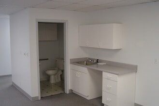 4600-4628 Hiatus Rd, Sunrise, FL for lease Interior Photo- Image 2 of 5