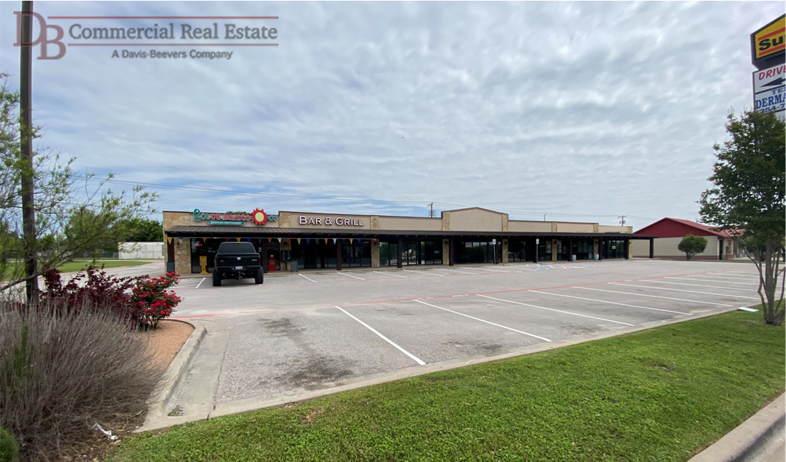 8774 W Adams Ave, Temple, TX for lease Building Photo- Image 1 of 3