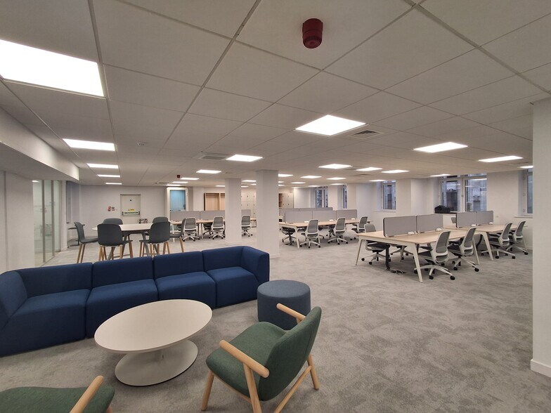 1 Dover St, London for lease - Interior Photo - Image 3 of 6
