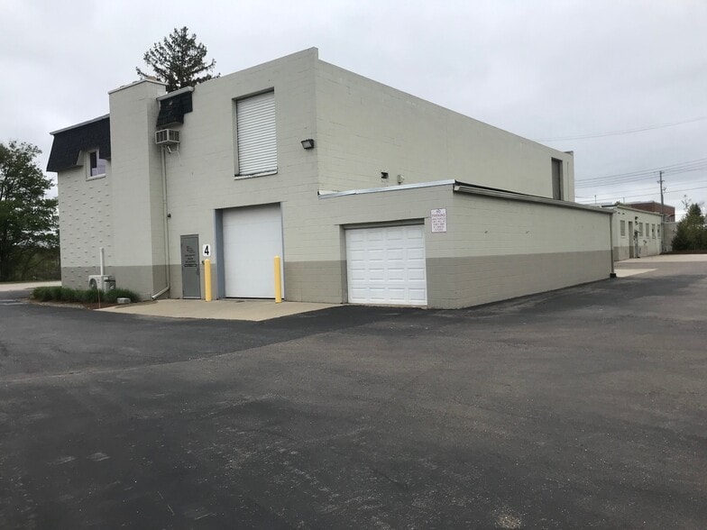 25802 Novi Rd, Novi, MI for sale - Building Photo - Image 3 of 4