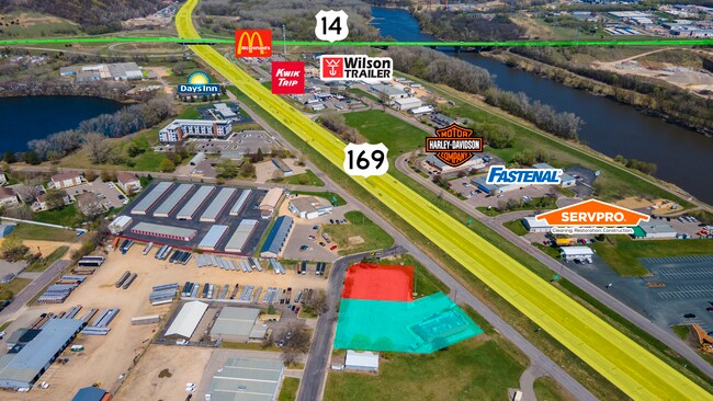 More details for 1123 Range St, North Mankato, MN - Retail for Sale