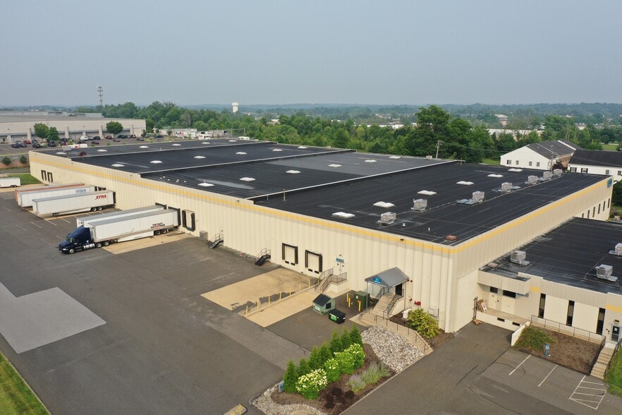 1350 Welsh Rd, North Wales, PA for lease - Building Photo - Image 3 of 5