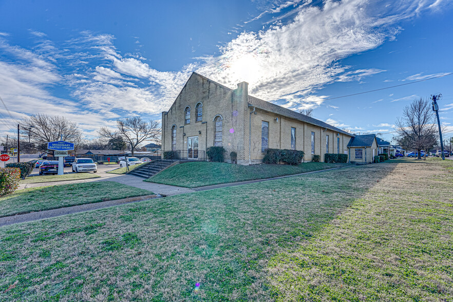 4128 Clarendon Dr, Dallas, TX à vendre - Photo principale - Image 1 de 6