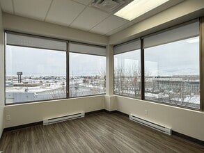 1550 Rue Ampère, Boucherville, QC à louer Photo intérieure- Image 2 de 5