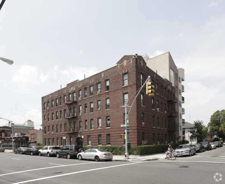 1113 Avenue O, Brooklyn, NY for sale - Primary Photo - Image 1 of 1