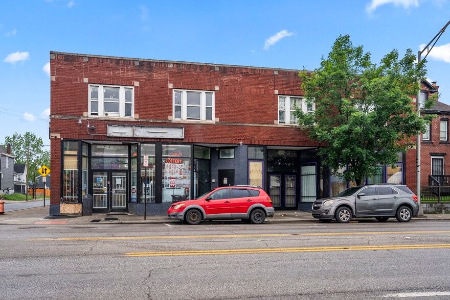 2403-2409 W Broad St, Columbus, OH for sale - Building Photo - Image 2 of 17