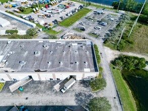11822-12094 Miramar Pky, Miramar, FL for lease Building Photo- Image 2 of 2