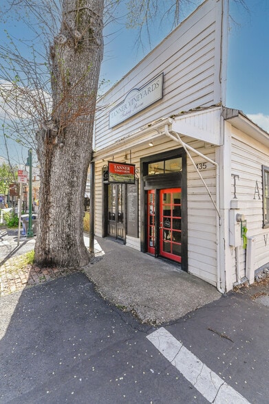 435 Main St, Murphys, CA à vendre - Photo du bâtiment - Image 2 de 47