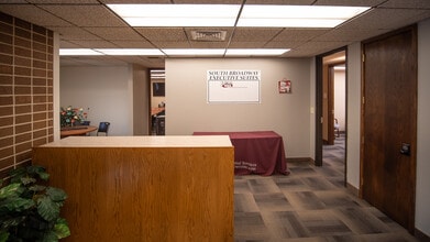 1903 S Broadway, Rochester, MN for lease Interior Photo- Image 2 of 7