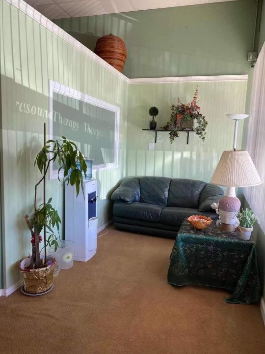 2503-2539 Royal Ave, Simi Valley, CA for lease Interior Photo- Image 1 of 6