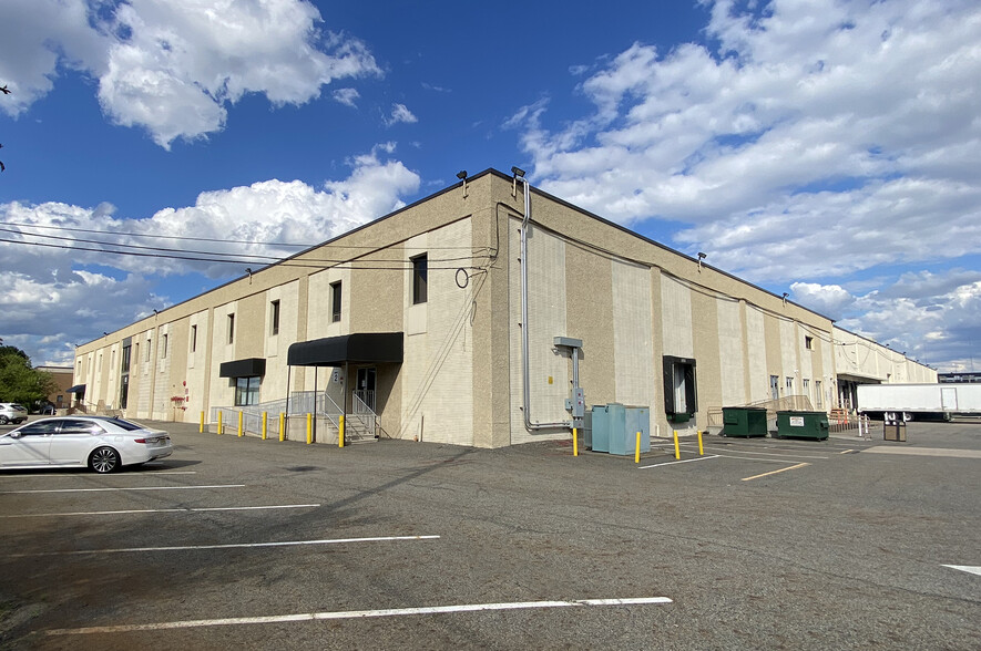 60 Enterprise Ave, Secaucus, NJ for lease - Building Photo - Image 1 of 1