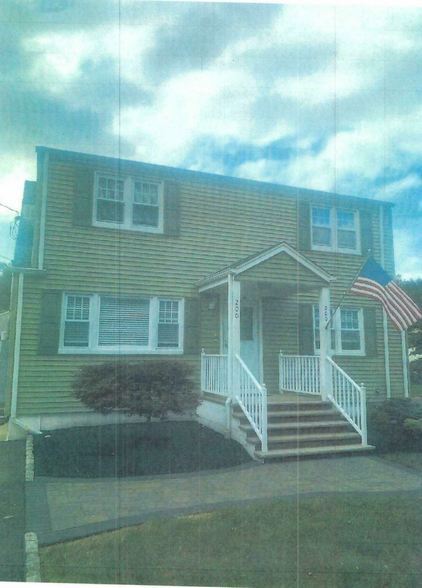 200 Plainfield Rd, Edison, NJ à vendre - Photo principale - Image 1 de 1