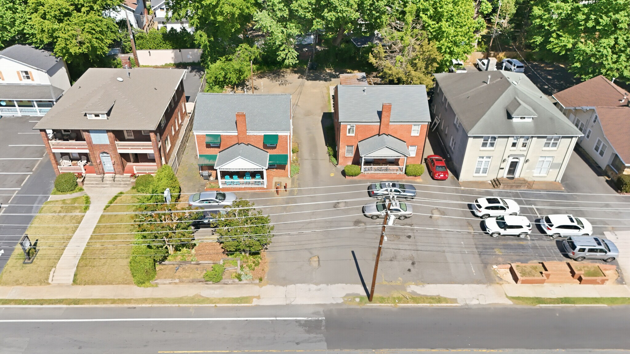 2213 - 2219 Park Rd, Charlotte, NC 28203 portefeuille de 2 propriétés à vendre sur LoopNet.ca Photo du bâtiment- Image 1 de 17