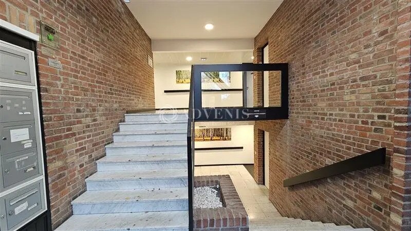 Office in VILLENEUVE-D'ASCQ for lease - Lobby - Image 2 of 11