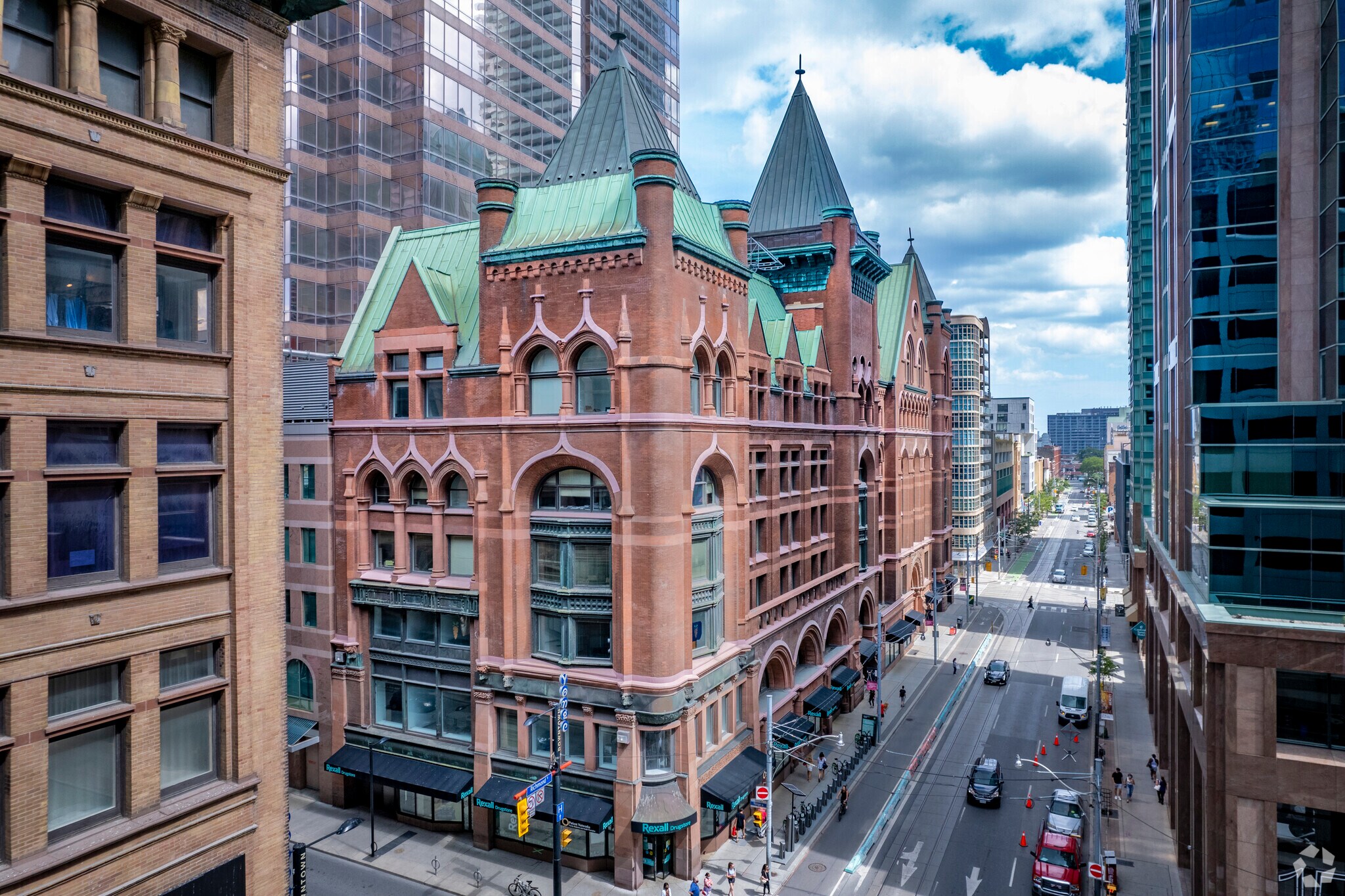 20 Richmond St E, Toronto, ON for sale Primary Photo- Image 1 of 1