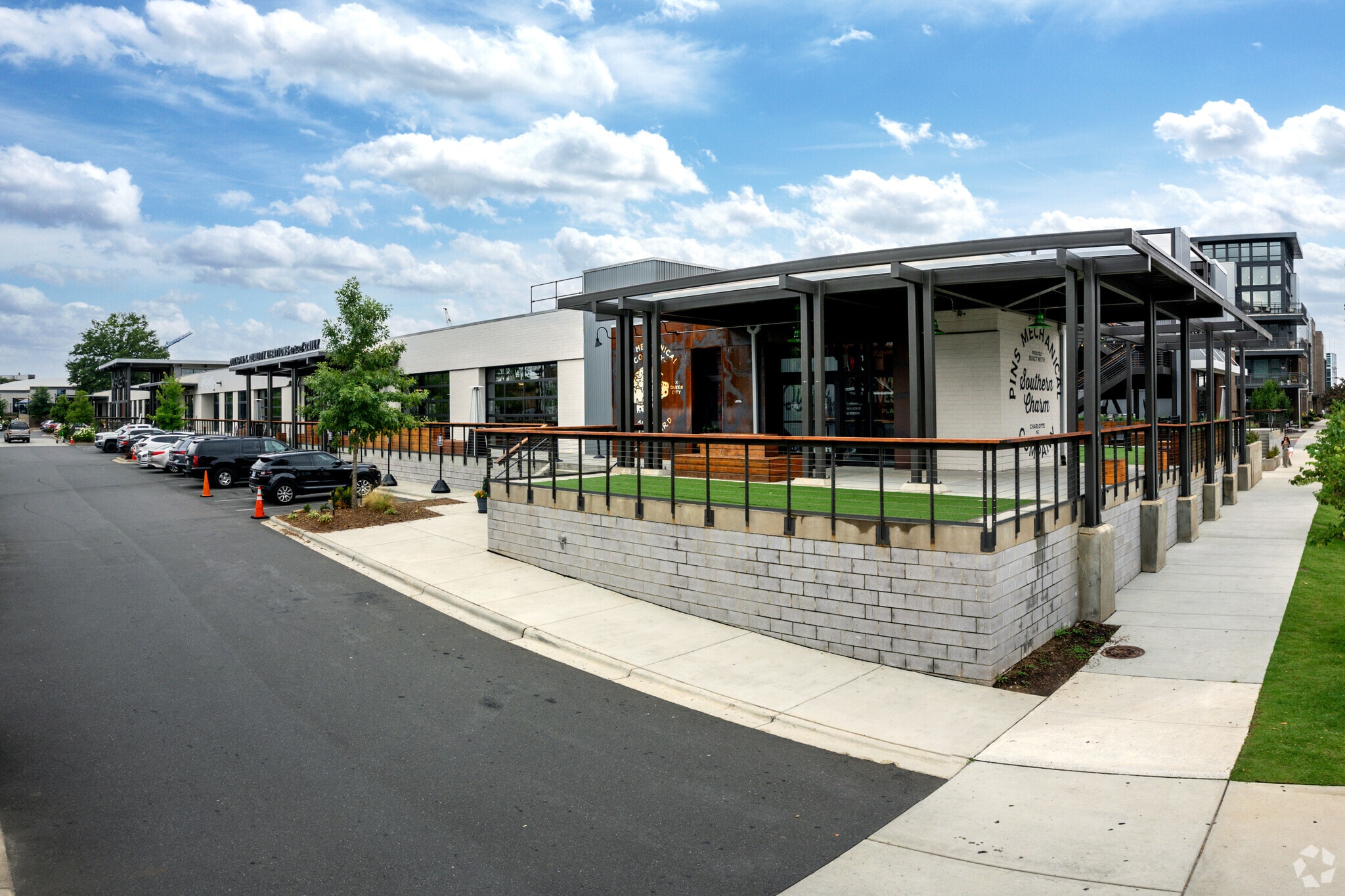 307 W Tremont Ave, Charlotte, NC for lease Primary Photo- Image 1 of 16