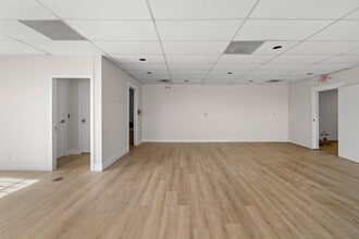 5601 NE Martin Luther King Jr Blvd, Portland, OR for lease Interior Photo- Image 2 of 6