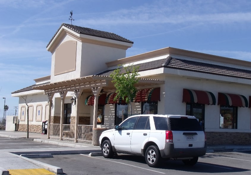 2617 Haley St, Bakersfield, CA for sale - Building Photo - Image 2 of 2