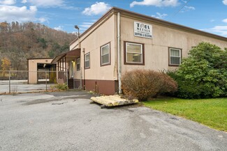 Plus de détails pour 736 Cooper Ave, Johnstown, PA - Spécialité à vendre